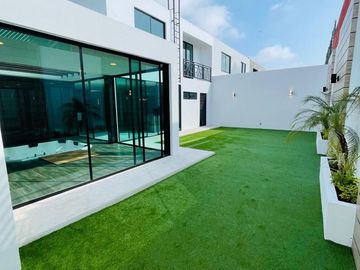 Hermosa casa moderna en venta en Metepec.