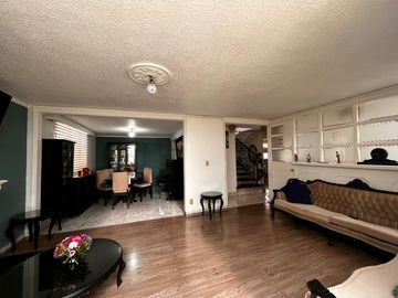 VENTA DE CASA ACATITA DE BAJAN