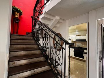 VENTA DE CASA ACATITA DE BAJAN