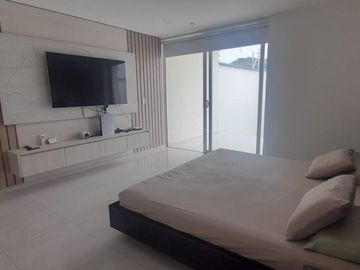 VENDEMOS ESPECTACULAR CASA LA GAITANA NEIVA