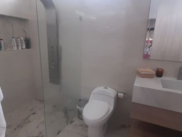 VENDEMOS ESPECTACULAR CASA LA GAITANA NEIVA