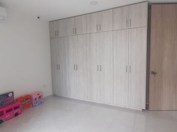 VENDEMOS ESPECTACULAR CASA LA GAITANA NEIVA