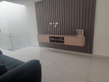 VENDEMOS ESPECTACULAR CASA LA GAITANA NEIVA