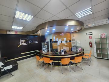 ¡VENTA LOCAL COMERCIAL 1,327 M2 CON DOS FRENTES EN ZONA CÉNTRICA DE HUANCAYO!