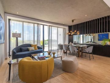 Departamento con cuarto de lavado y amenidades en residencial con campo de golf en Yucatan Country Club.