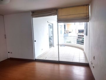 Departamento en Surquillo Barrio Medico Terraza Vista a Parque Interior