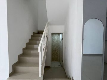 Rumah Mtr BSD Serpong, Baru 2 LANTAI, Mewah Harga Murah, Townhouse Syariah di Tangerang, Jual Dijual
