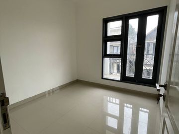Rumah Mtr BSD Serpong, Baru 2 LANTAI, Mewah Harga Murah, Townhouse Syariah di Tangerang, Jual Dijual