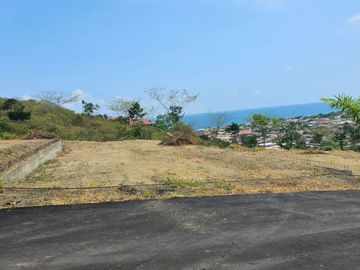 Lotes en Venta Puerto López – Manabí Vista al Mar / Lots for Sale Puerto López – Manabí Ocean View