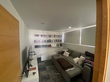 CASA EN LOMAS DE QUERETARO JUNTO AL CAMPESTRE