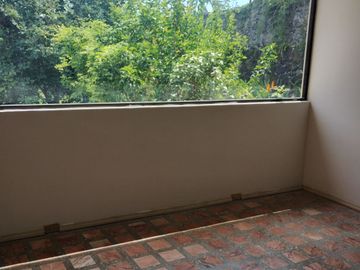 Enorme JARDIN, casa espectacular con bungalow en Chamilpa. Muy bien ubicada