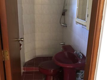 Tagaytay Country Homes | Well Maintained Four Bedroom 4BR House and Lot for Sale in Tagaytay, Cavite