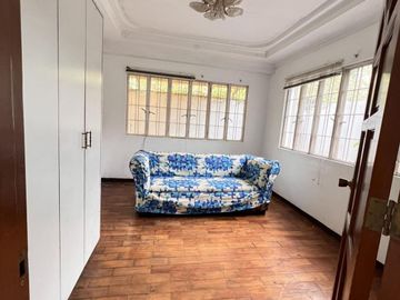 Tagaytay Country Homes | Well Maintained Four Bedroom 4BR House and Lot for Sale in Tagaytay, Cavite