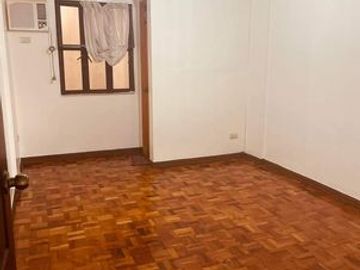 3BR House and lot for Rent/Sale at Makati