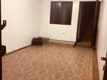 3BR House and lot for Rent/Sale at Makati