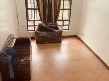3BR House and lot for Rent/Sale at Makati