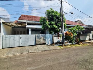 Rumah Dalam Komplek Dijual Di Jl Margasatwa Cilandak Jakarta Selatan