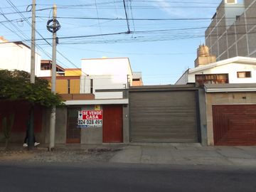 Venta De Casa De 2 Pisos En Surquillo Esperando Por Ti