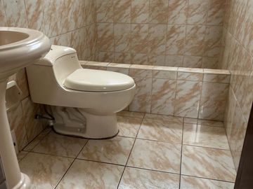 Venta De Casa De 2 Pisos En Surquillo Esperando Por Ti