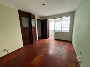 Venta De Casa De 2 Pisos En Surquillo Esperando Por Ti