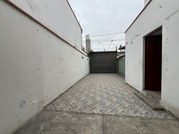 Venta De Casa De 2 Pisos En Surquillo Esperando Por Ti