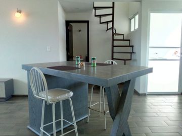 Penthouse al sur de la ciudad de 140 m2 de construcción.  Único en la zona.