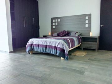 Penthouse al sur de la ciudad de 140 m2 de construcción.  Único en la zona.