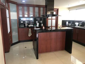 VENTA DEPARTAMENTO EN REPUBLICA DEL SALVADOR LA CAROLINA, JUNTO AL HOTEL DANN CARLTON