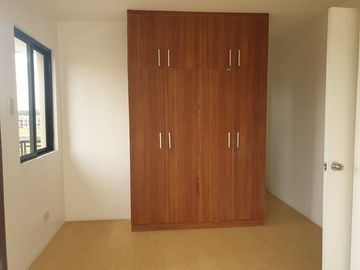 ELEGANT TAHIMIK 4-BEDROOM 2-CAR GARAGE 2-STOREY SICILY SINGLE ATTACHED HOUSE & LOT AT STERLING RESIDENCES ONE – NAIC, CAVITE