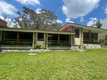 VENTA DE CASA EN BOSQUES DE LA CALERA