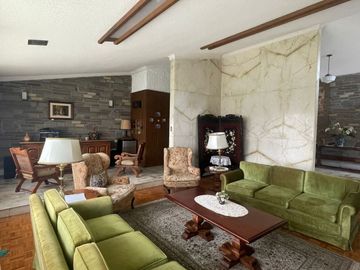 VENTA DE CASA EN BOSQUES DE LA CALERA