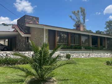 VENTA DE CASA EN BOSQUES DE LA CALERA