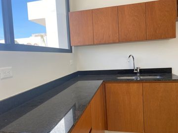 Hermosa casa en venta de un piso con alberca ubicada al norte de Mérida