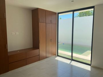 Hermosa casa en venta de un piso con alberca ubicada al norte de Mérida