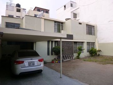 VENTA DE CASA COMO TERRENO EN SAN MIGUEL