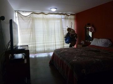 VENTA DE CASA COMO TERRENO EN SAN MIGUEL
