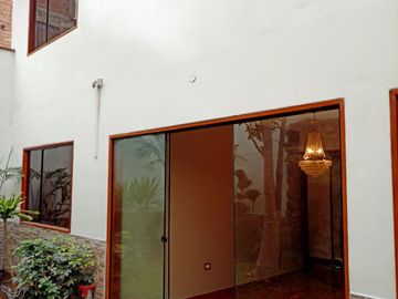 VENTA DE CASA EN SAN JUAN DE MIRAFLORES