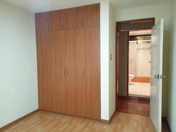 VENTA DE CASA EN SAN JUAN DE MIRAFLORES