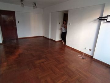 💯Se alquila Céntrico departamento sin amoblar en San Iisdro💯