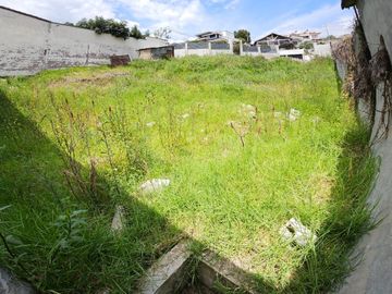 VENTA  TERRENO URBANIZACIÓN LA COLINA, VALLE DE LOS CHILLOS, QUITO
