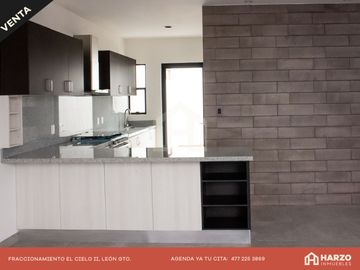 EL CIELO, CASA EN VENTA CON JARDÍN GRANDE, LEÓN GUANAJUATO, ZONA NORTE
