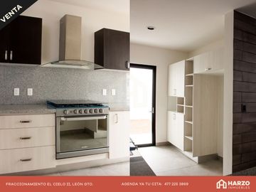 EL CIELO, CASA EN VENTA CON JARDÍN GRANDE, LEÓN GUANAJUATO, ZONA NORTE