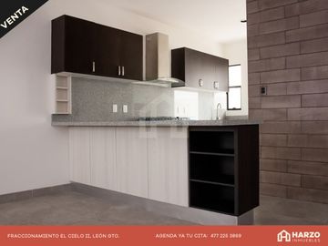 EL CIELO, CASA EN VENTA CON JARDÍN GRANDE, LEÓN GUANAJUATO, ZONA NORTE