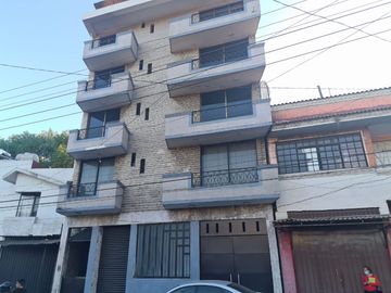 EDIFICIO DE DEPARTAMENTOS EN CALZADA LA FUENTE, URUAPAN,MICHOACAN