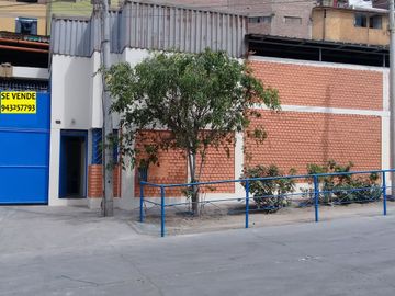 Local Industrial o Taller o Almacen en Los Rodajes 182 Urb. Industrial La Milla San Martin de Porres.