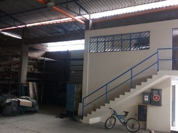 Local Industrial o Taller o Almacen en Los Rodajes 182 Urb. Industrial La Milla San Martin de Porres.