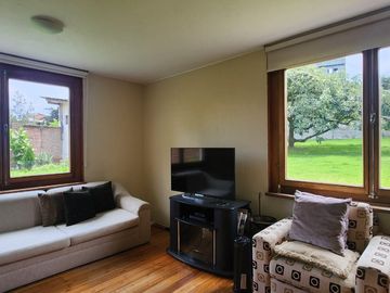 Vendo Casa de 512.91m2 con Terreno de 2386m2 en Tumbaco a 1 minuto de la Ruta Viva