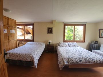 Vendo Casa de 512.91m2 con Terreno de 2386m2 en Tumbaco a 1 minuto de la Ruta Viva