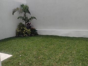 CASA EN VENTA CON ALBERCA RESIDENCIAL TERRA VITA