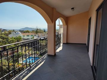 Casa Sola en Fraccionamiento Burgos Cuernavaca, Temixco, Morelos